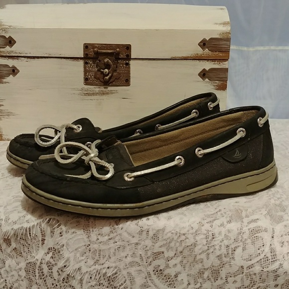 Sperry Shoes - Sperry top sliders sz 9 1/2 FINAL MARKDOWN